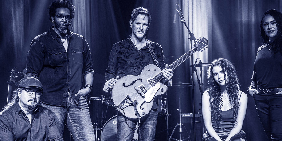 Members of the Classic Troubadours Live